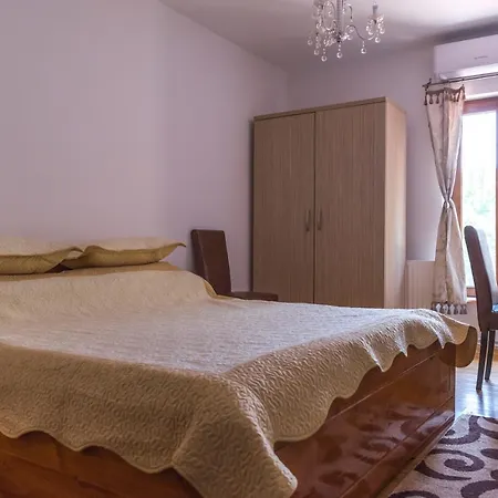 Ξενοδοχείο Foisor 3*